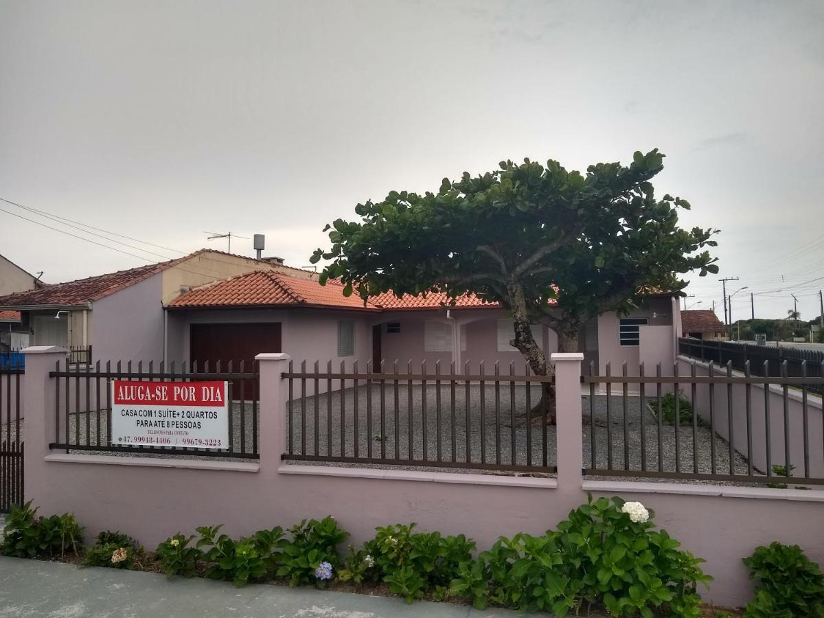 Вілла Casa Ampla A 50Metros Do Mar Балнеариу-Барра-ду-Сул Екстер'єр фото